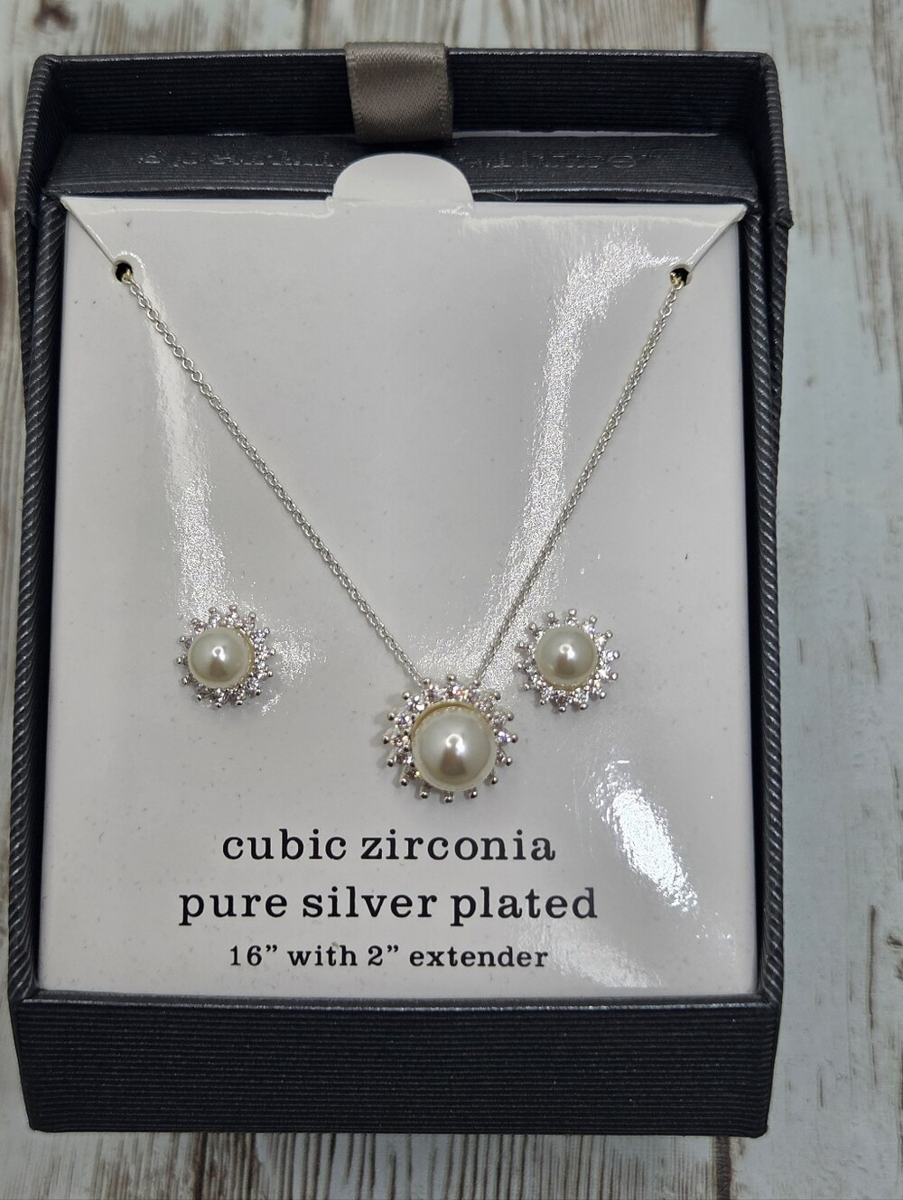 NIB Sparkle Allure Faux Pearl & CZ Halo Necklace & Earring Set 🤍 Pure Silver Pl